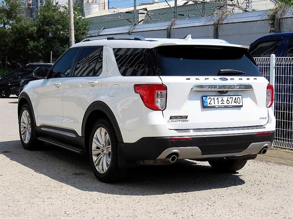 Ford Explorer - Vista 3