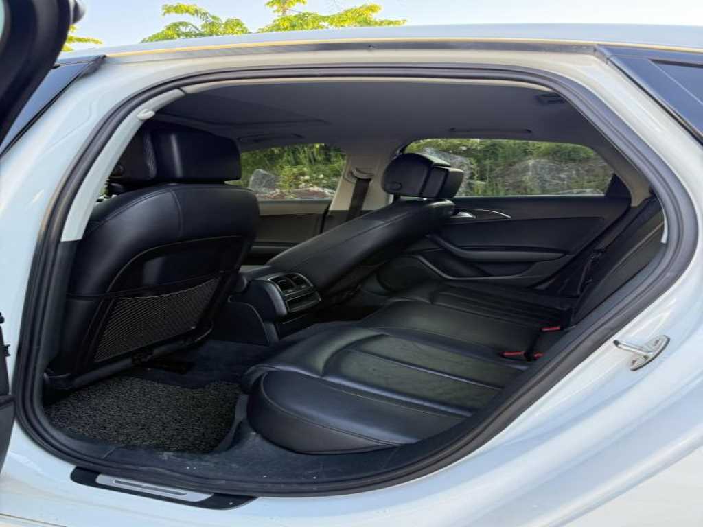 Audi A6 - Vista 6