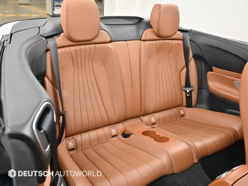 Mercedes Benz E class - Vista 12