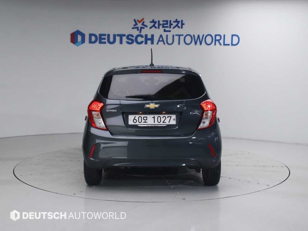Chevrolet Spark - Vista 4
