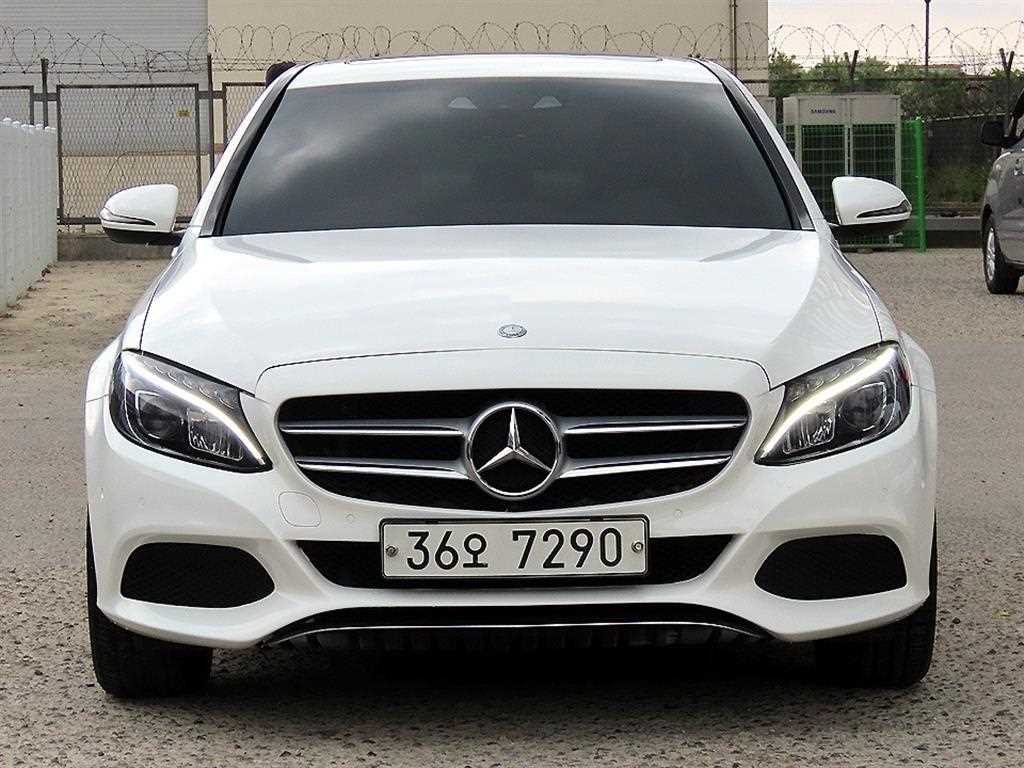 Mercedes Benz C Class 2017 - Importación desde Corea - HF Imports Iquique - Foto 1