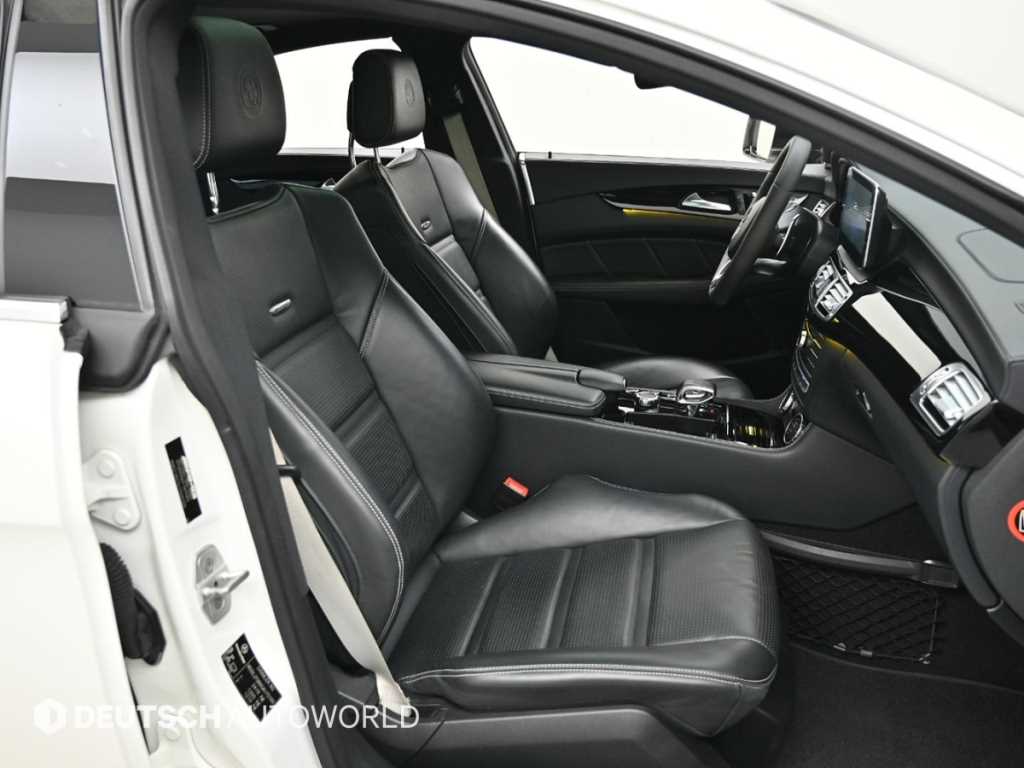 Mercedes Benz CLS Class - Vista 10