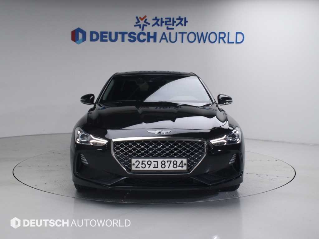 Genesis G70 - Vista 3