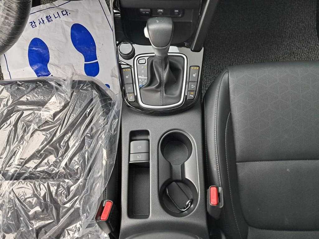 KIA Seltos 2025 Blanco - Importación desde Corea - HF Imports Iquique - Foto 14