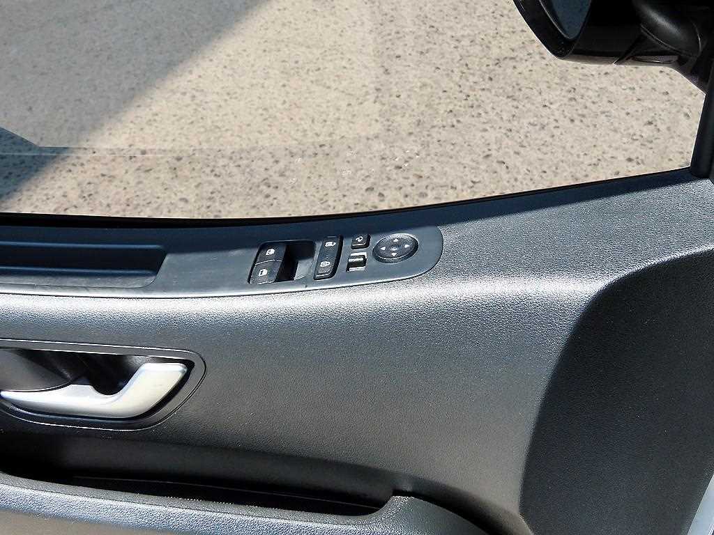 HYUNDAI Staria - Vista 11