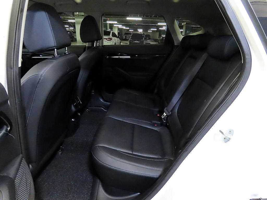 KIA Seltos - Vista 7