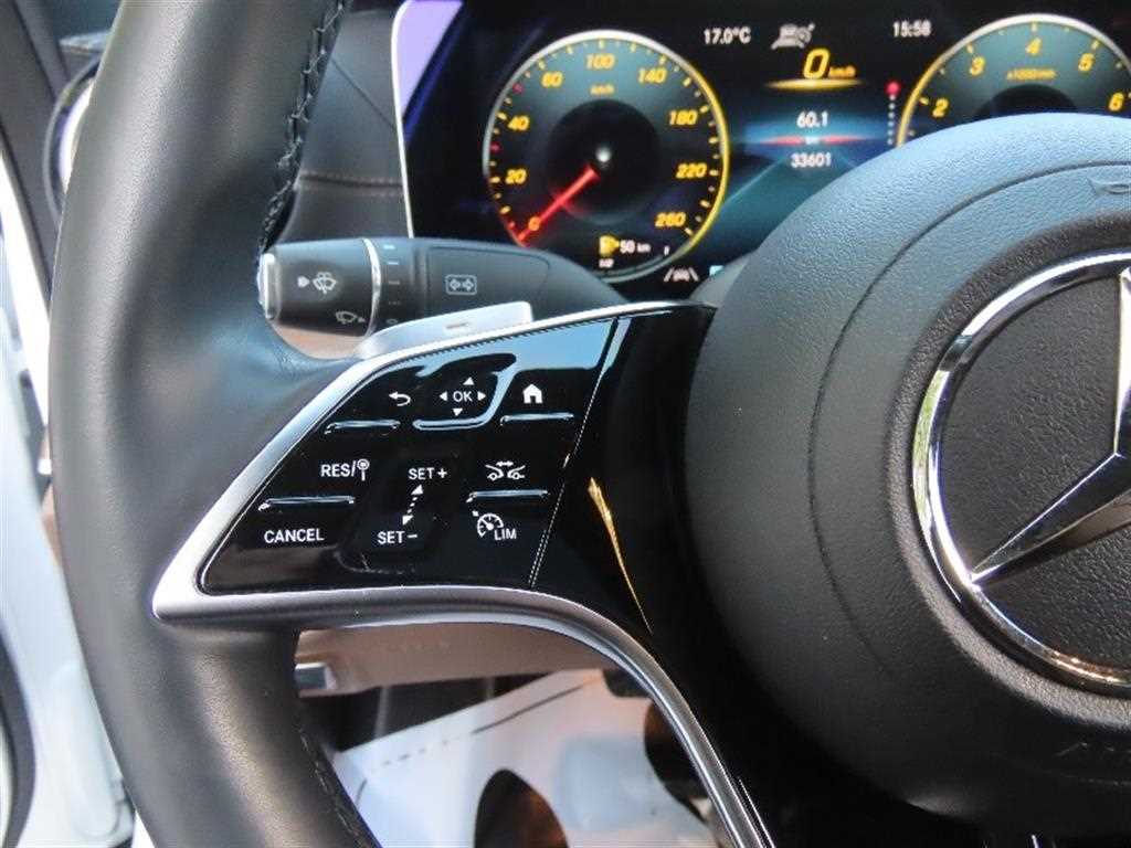Mercedes Benz E class - Vista 11