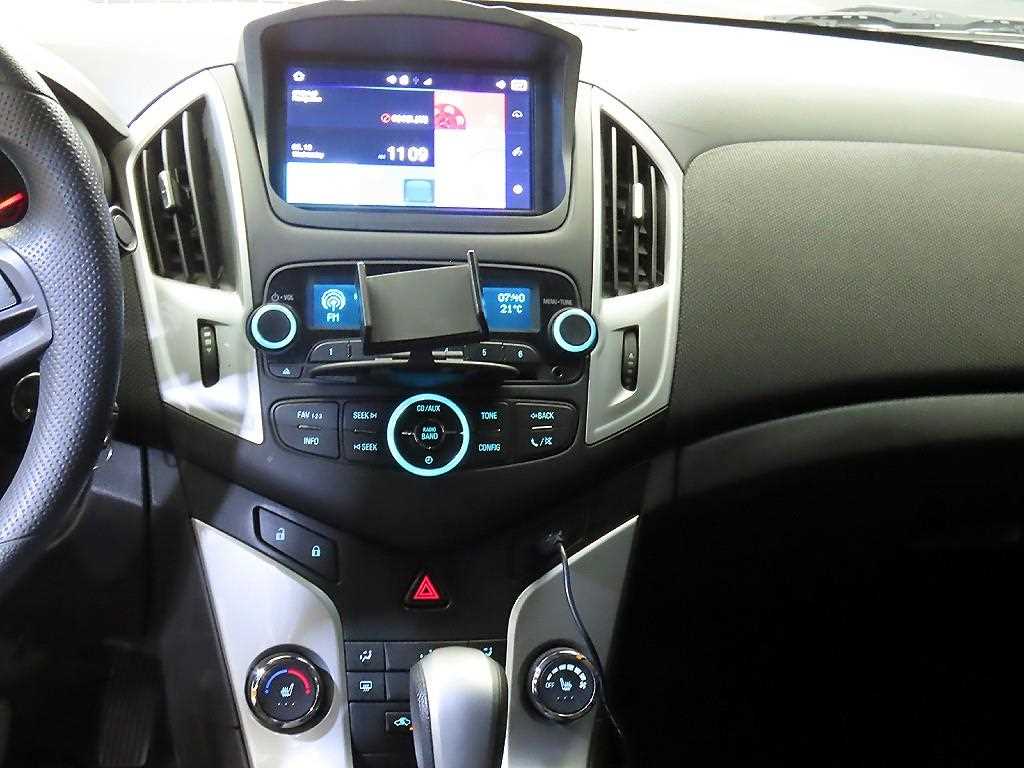Chevrolet Cruise - Vista 11