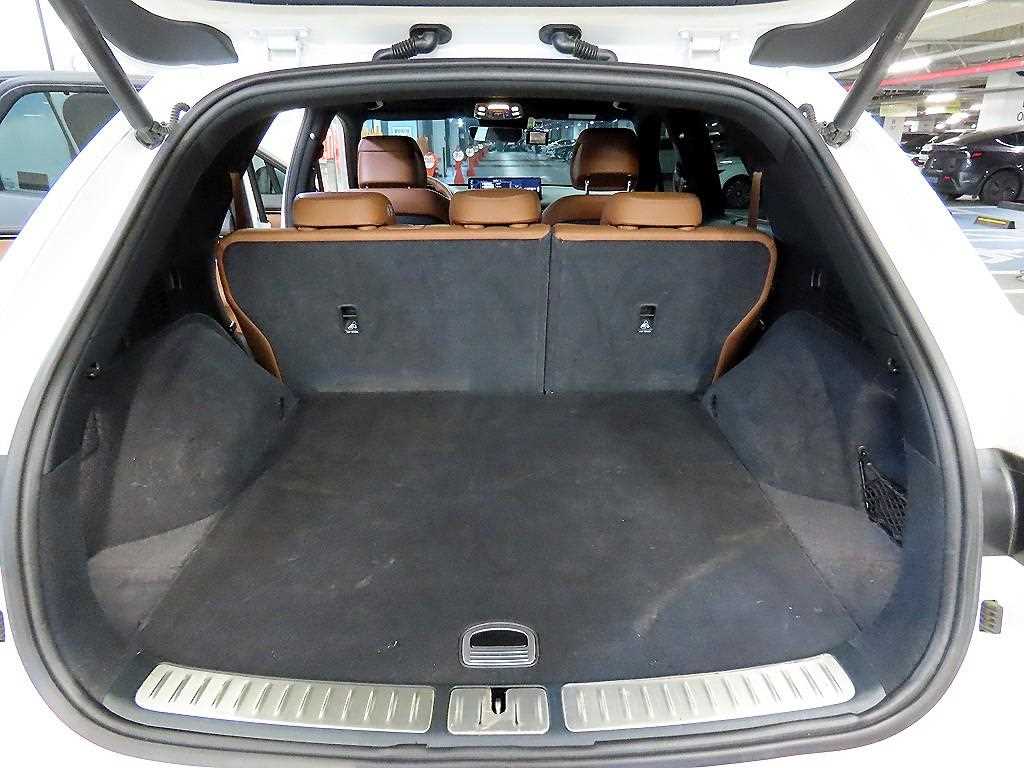 Genesis GV70 2023 Blanco - Importación desde Corea - HF Imports Iquique - Foto 16