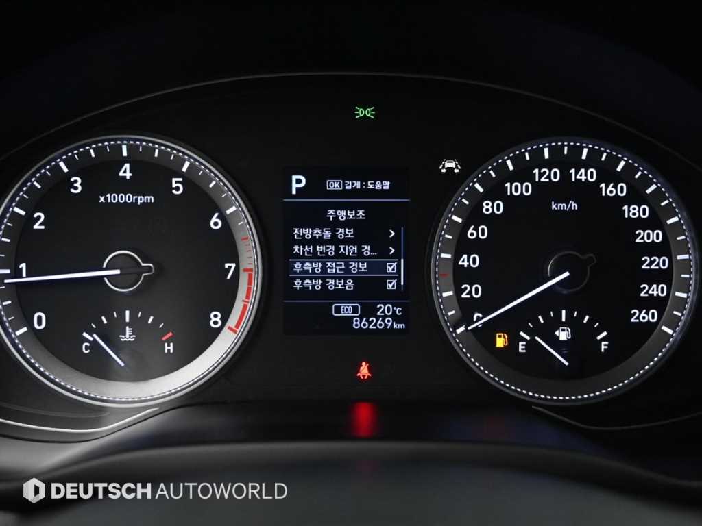 HYUNDAI Grandeur - Vista 8