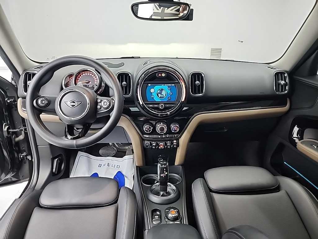 Mini Countryman - Vista 7