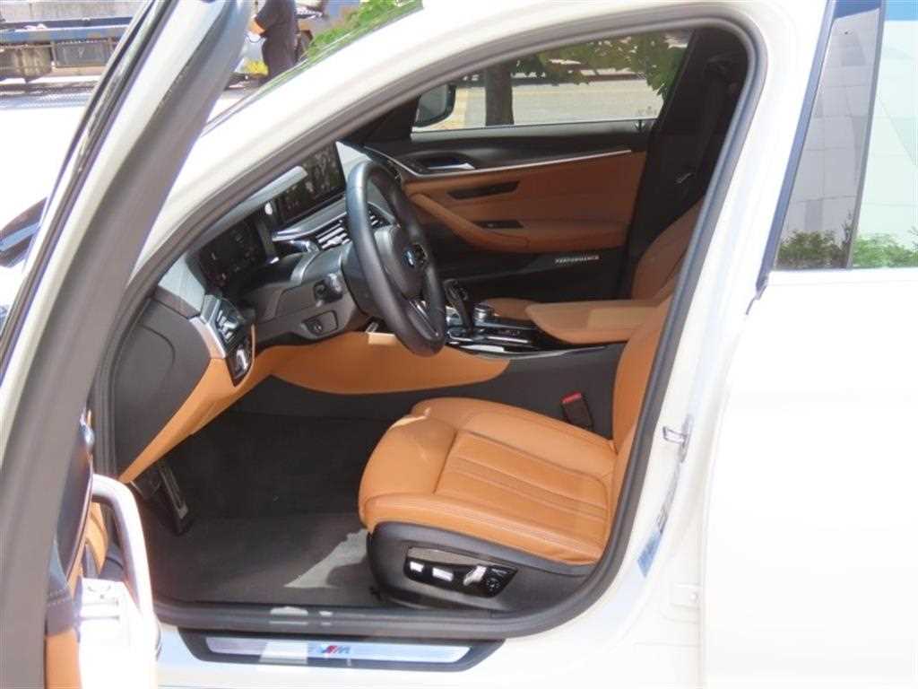 BMW 5 Series 2023 Blanco - Importación desde Corea - HF Imports Iquique - Foto 13