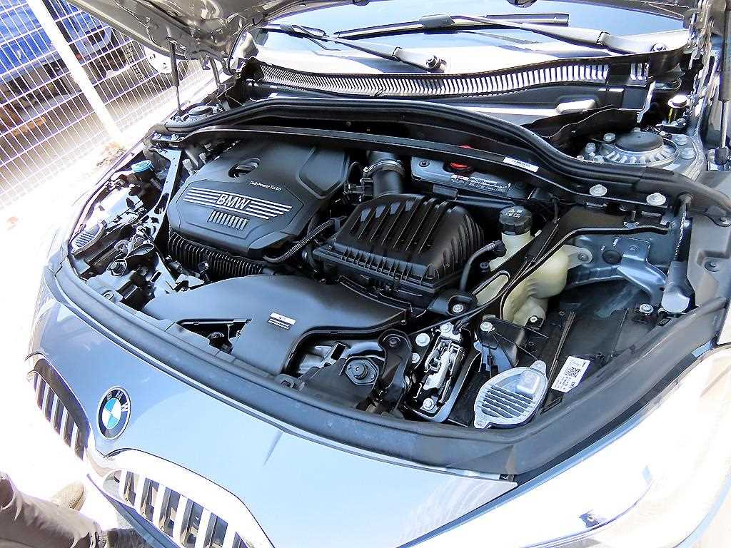 BMW 1 series 2022 Gris - Importación desde Corea - HF Imports Iquique - Foto 19