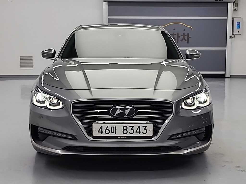 HYUNDAI Grandeur - Vista 2