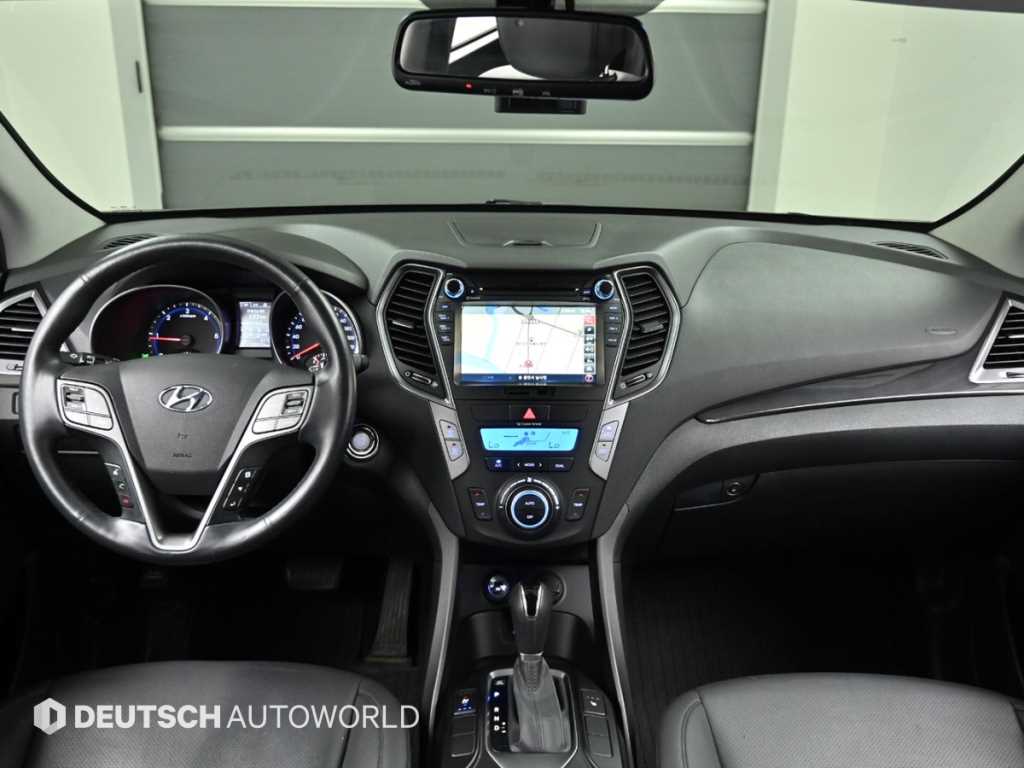 HYUNDAI Santa Fe - Vista 7