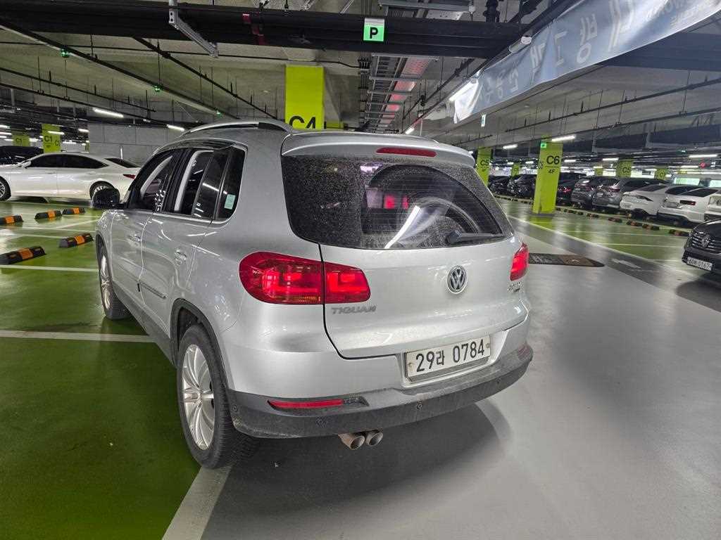 Volkswagen Tiguan 2016 Gris - Importación desde Corea - HF Imports Iquique - Foto 13