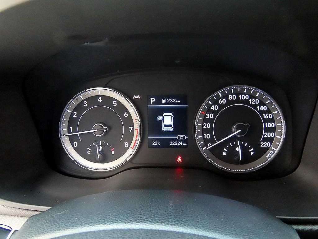 HYUNDAI Venue - Vista 9
