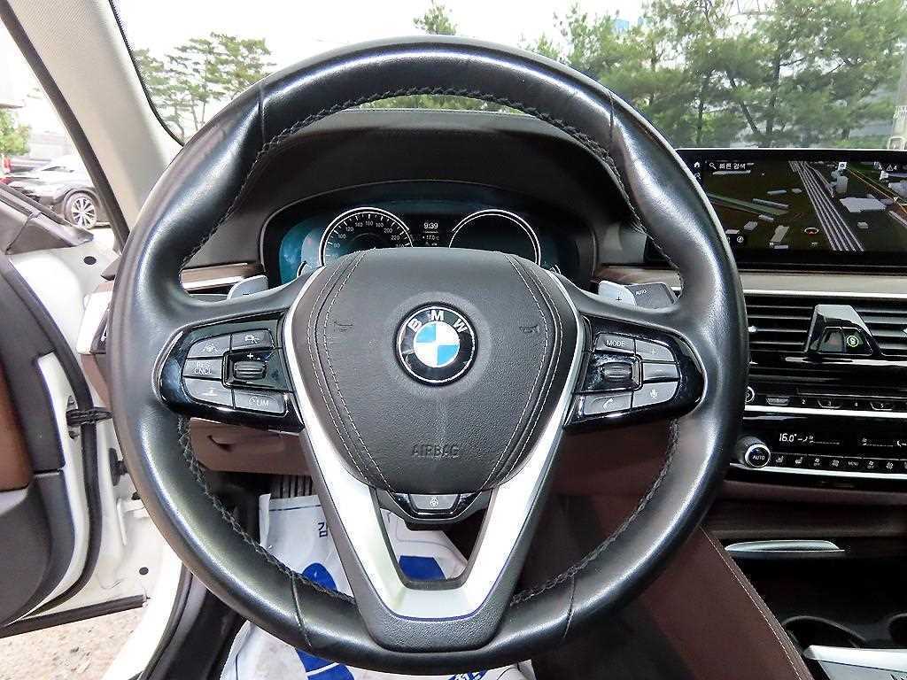 BMW 5 Series - Vista 8