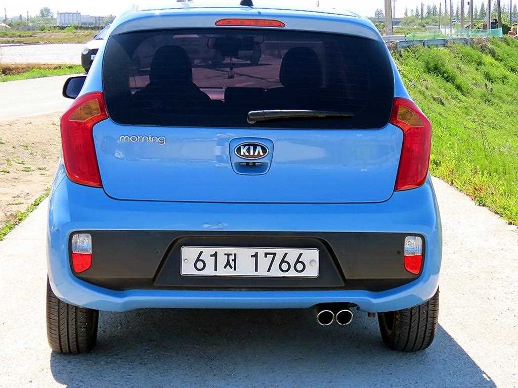 KIA Morning - Vista 4