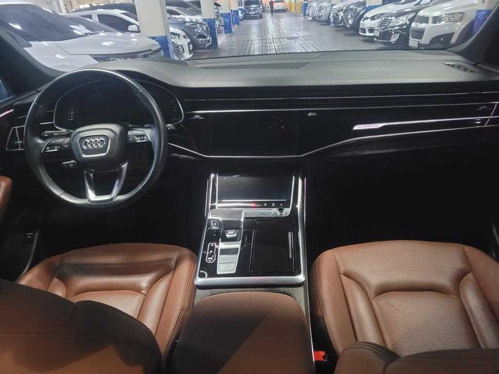Audi Q7 - Vista 5