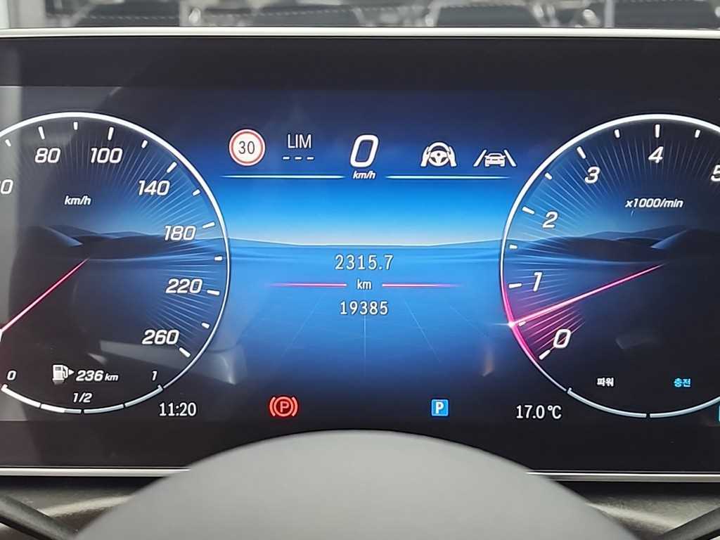 Mercedes Benz CLE Class - Vista 6