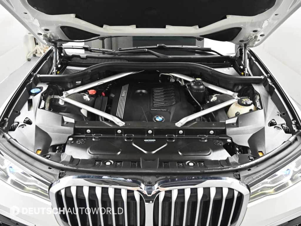 BMW X7 - Vista 6