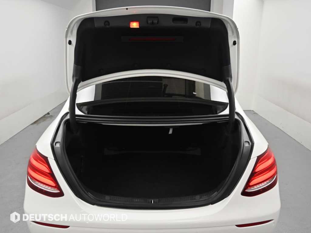 Mercedes Benz E class 2017 Blanco - Importación desde Corea - HF Imports Iquique - Foto 19