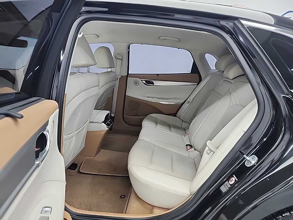HYUNDAI Grandeur - Vista 12
