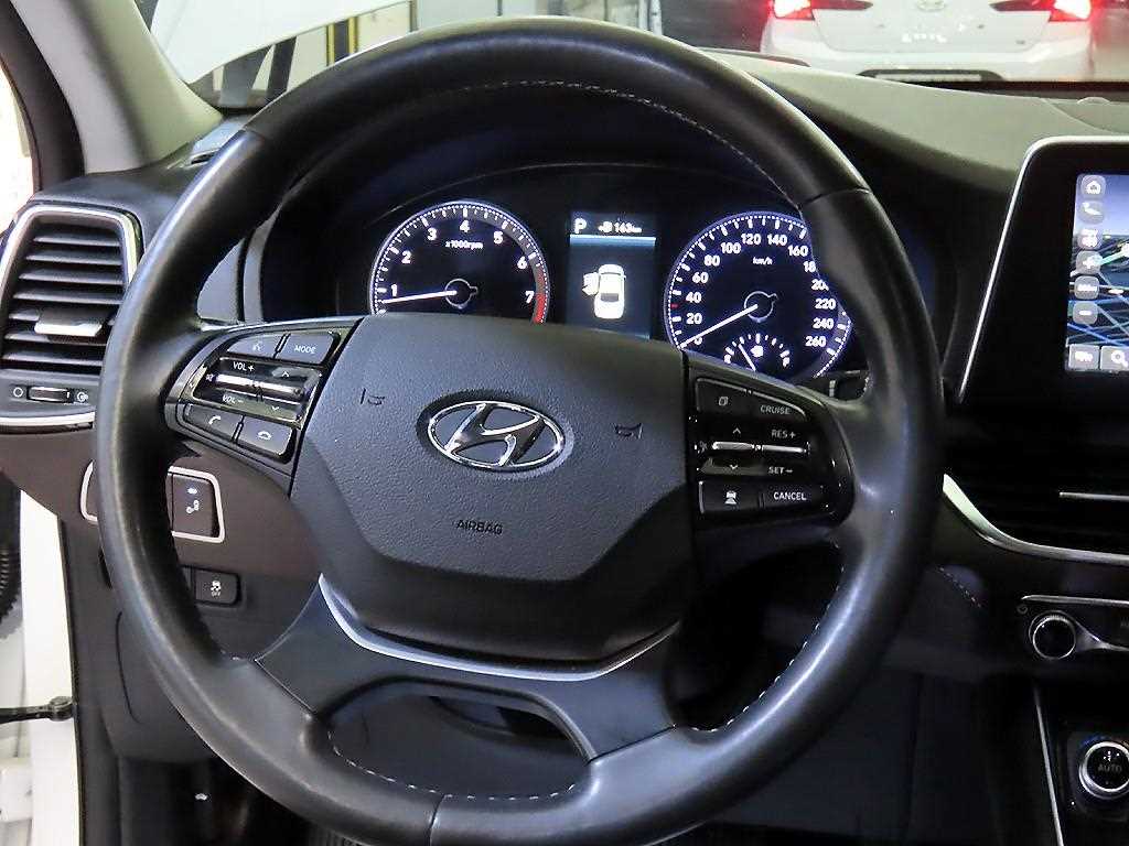HYUNDAI Grandeur - Vista 8