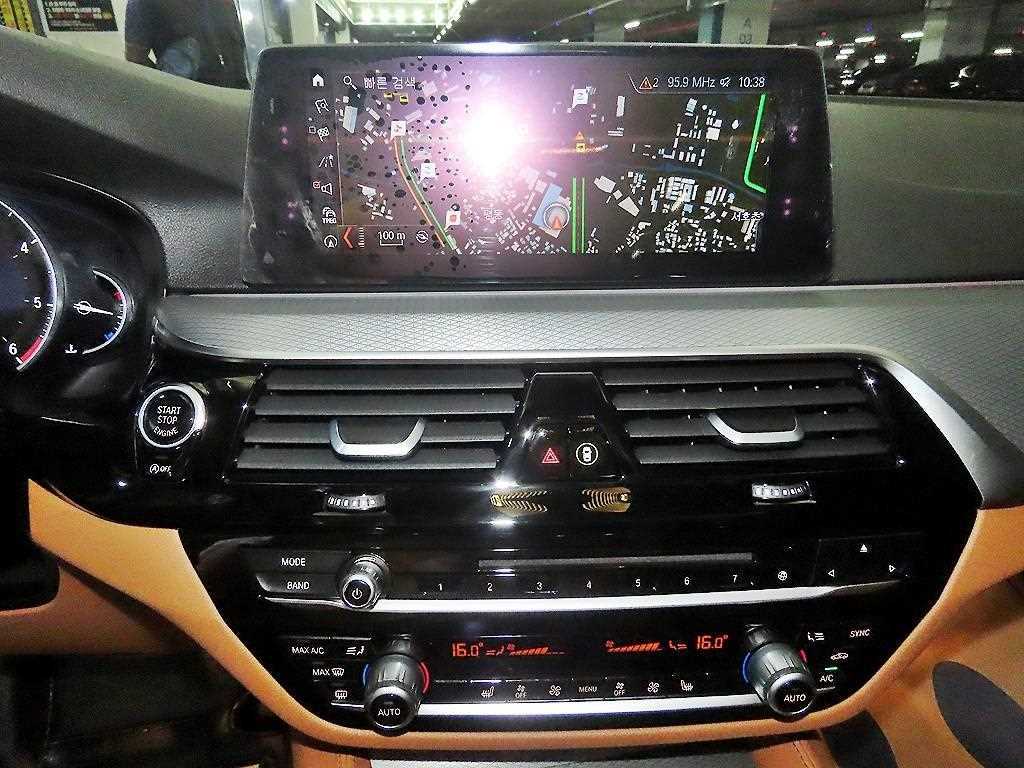 BMW 5 Series - Vista 11