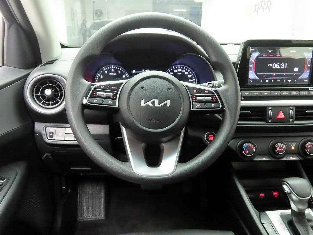 KIA K3 - Vista 7