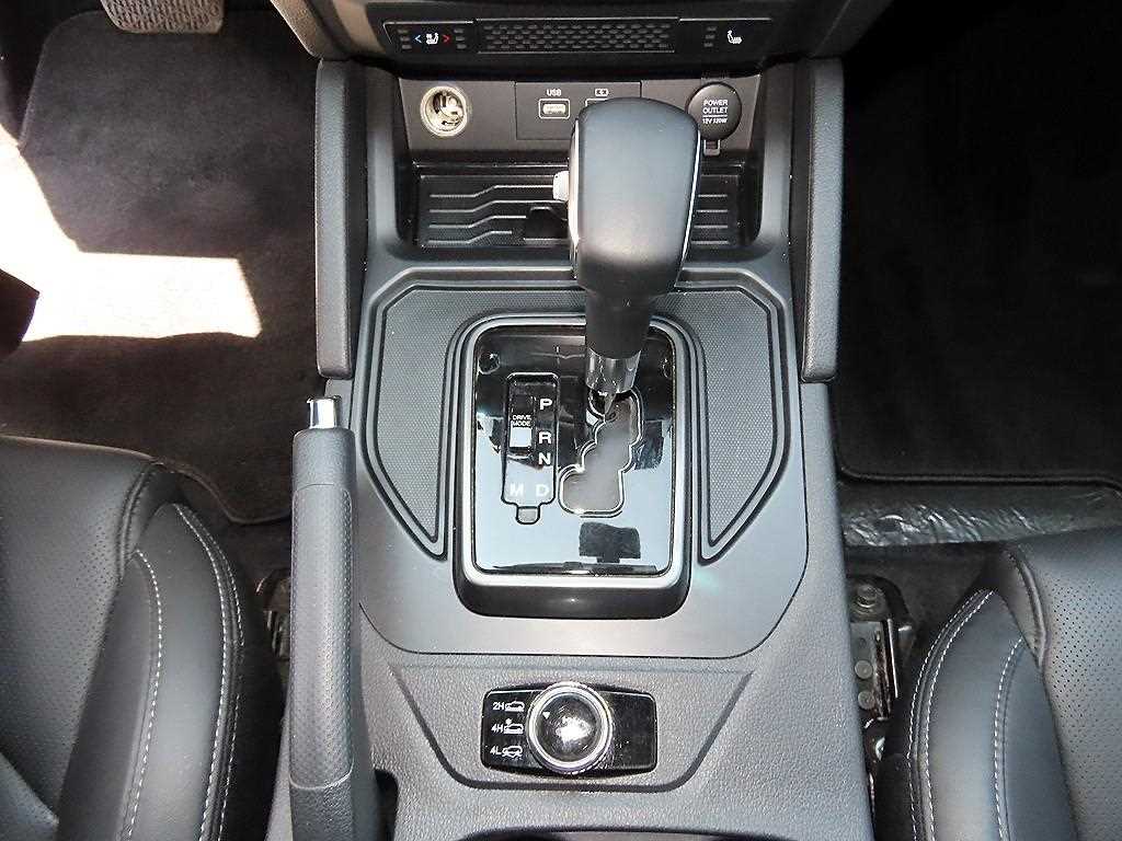 Ssangyong Rexton - Vista 10