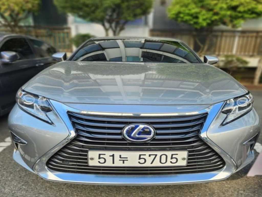 Lexus ES 2017 Gris - Importación desde Corea - HF Imports Iquique - Foto 1