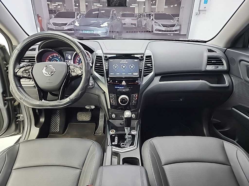 Ssangyong Tivoli - Vista 7
