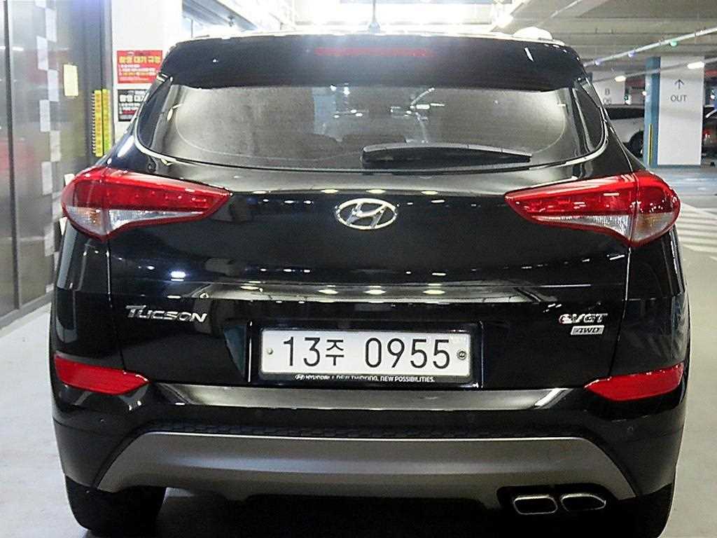 HYUNDAI Tucson - Vista 5