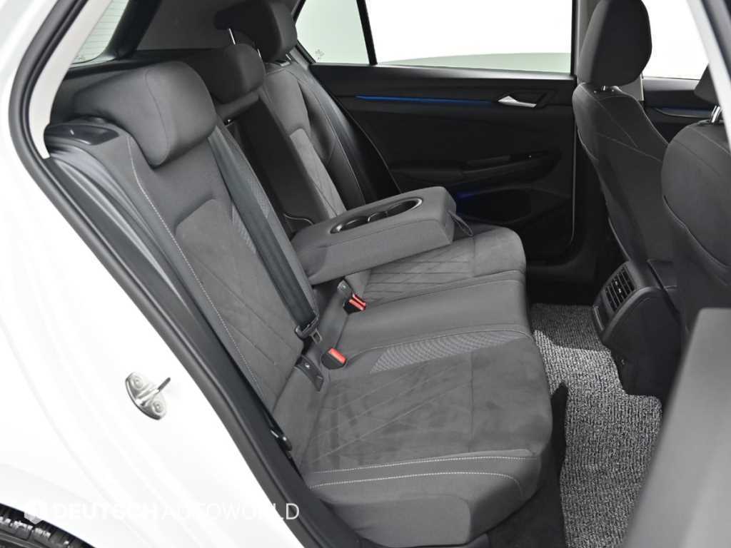 Volkswagen Golf - Vista 12