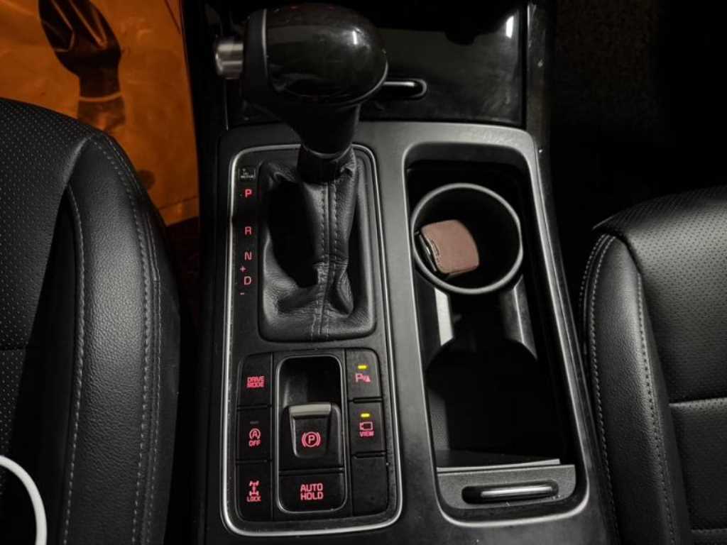 KIA Sorento - Vista 11