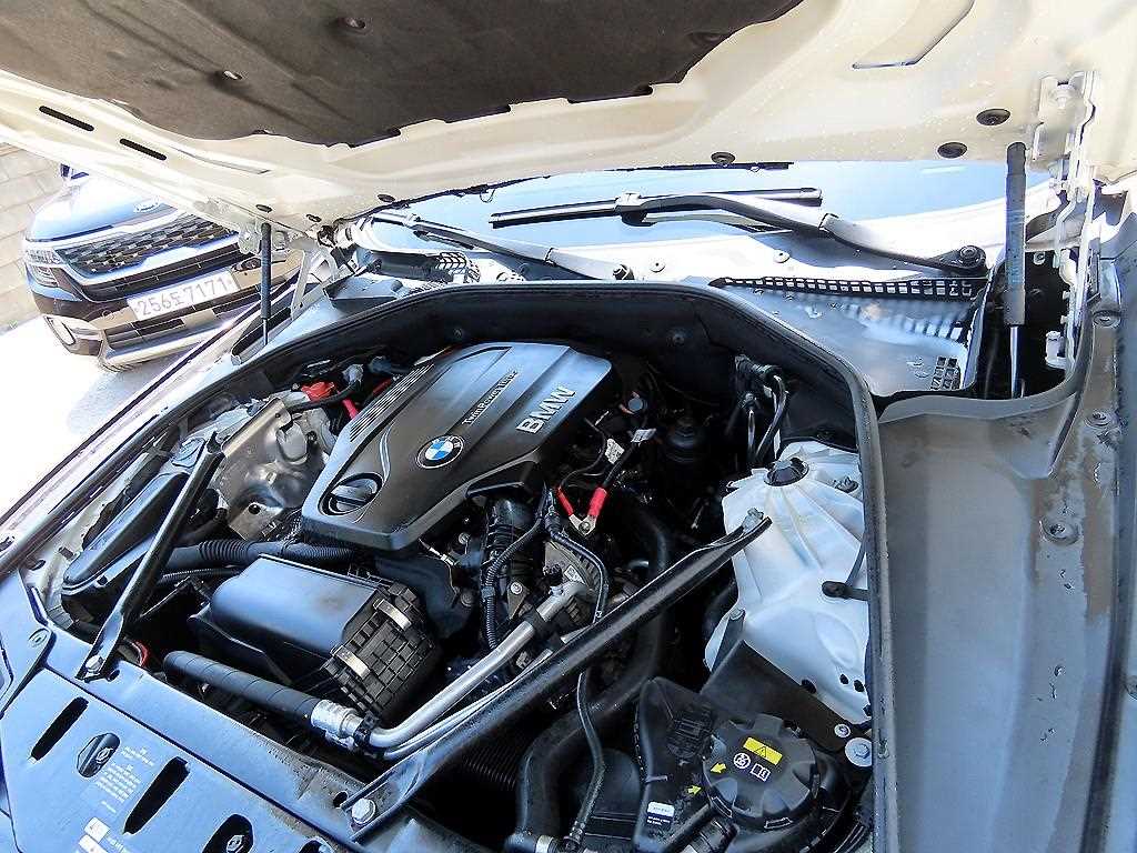 BMW 5 Series 2016 Blanco - Importación desde Corea - HF Imports Iquique - Foto 19