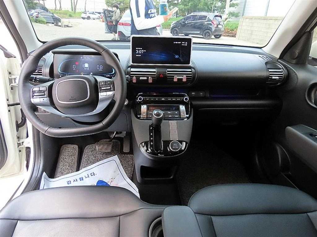 HYUNDAI Casper - Vista 7