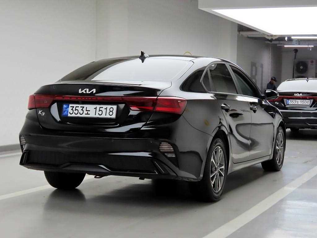 KIA K3 - Vista 4