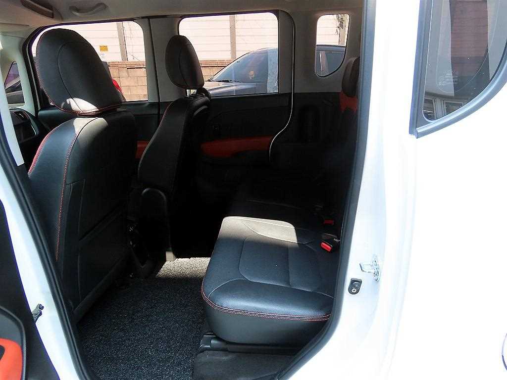 KIA Ray - Vista 6