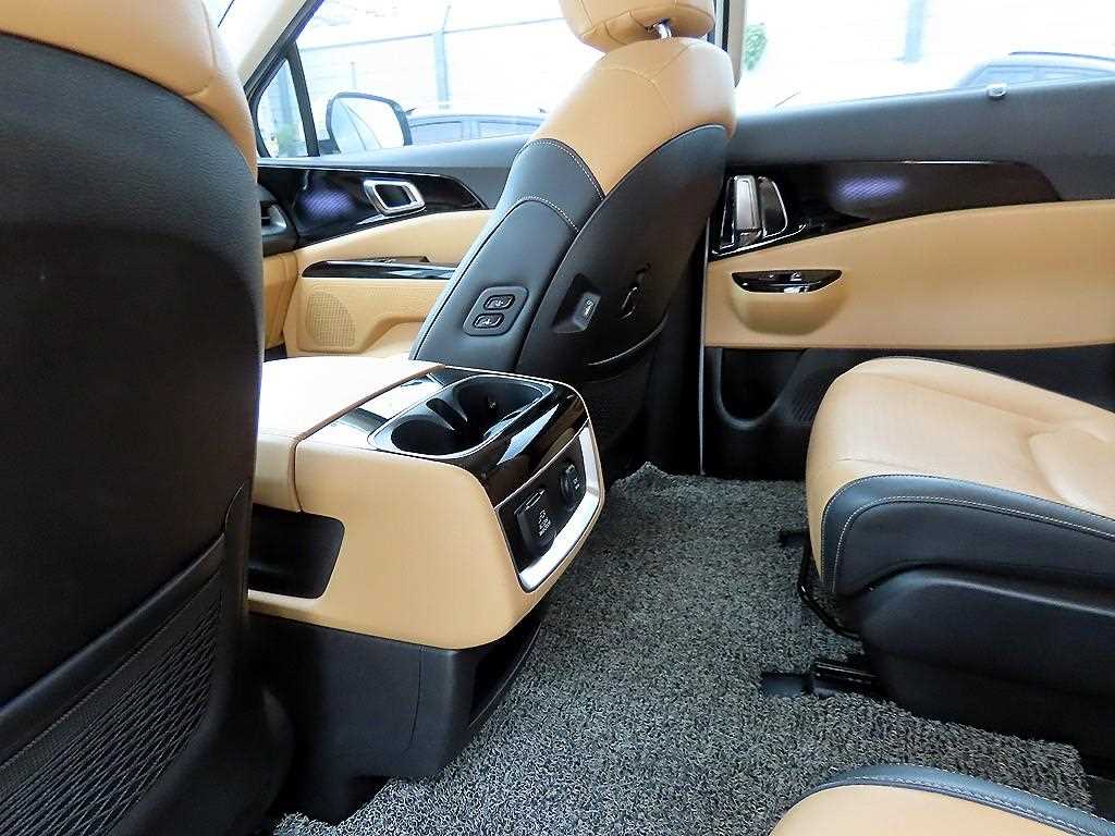 KIA Carnival 2023 Blanco - Importación desde Corea - HF Imports Iquique - Foto 15