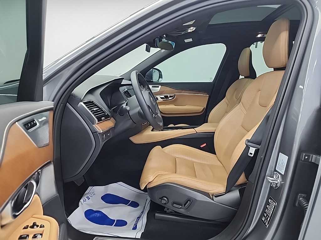 Volvo XC90 - Vista 11