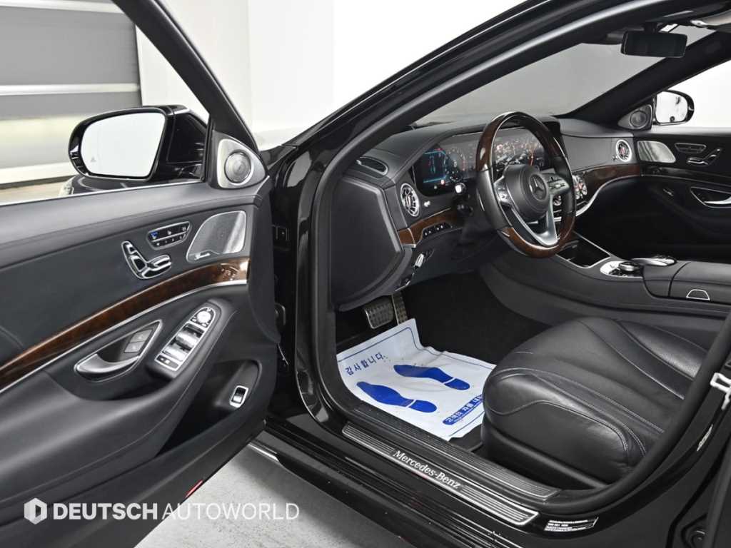 Mercedes Benz S Class - Vista 11