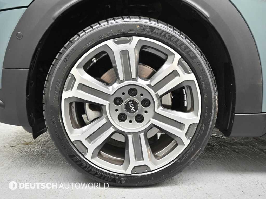 Mini Countryman - Vista 5