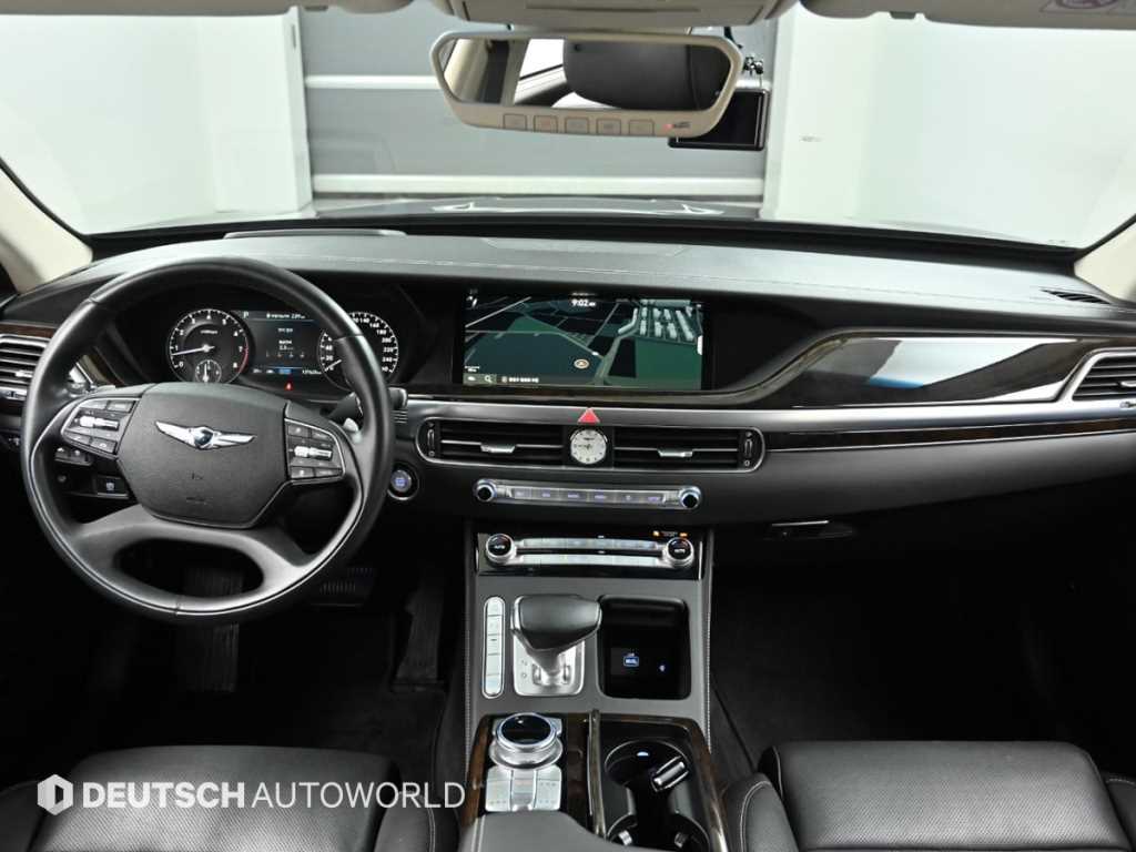 Genesis G90 - Vista 7