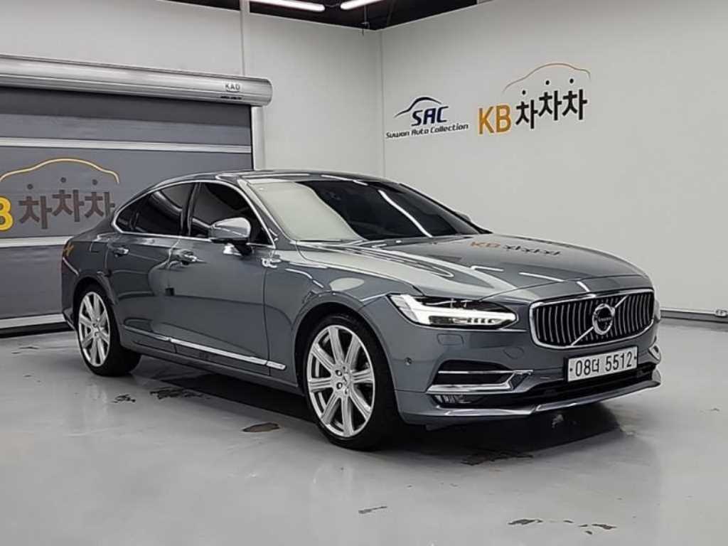 Volvo S90 - Vista 4