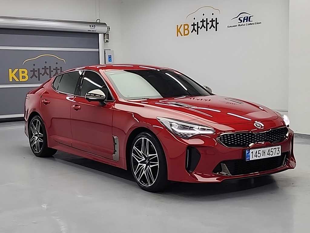KIA Stinger - Vista 4