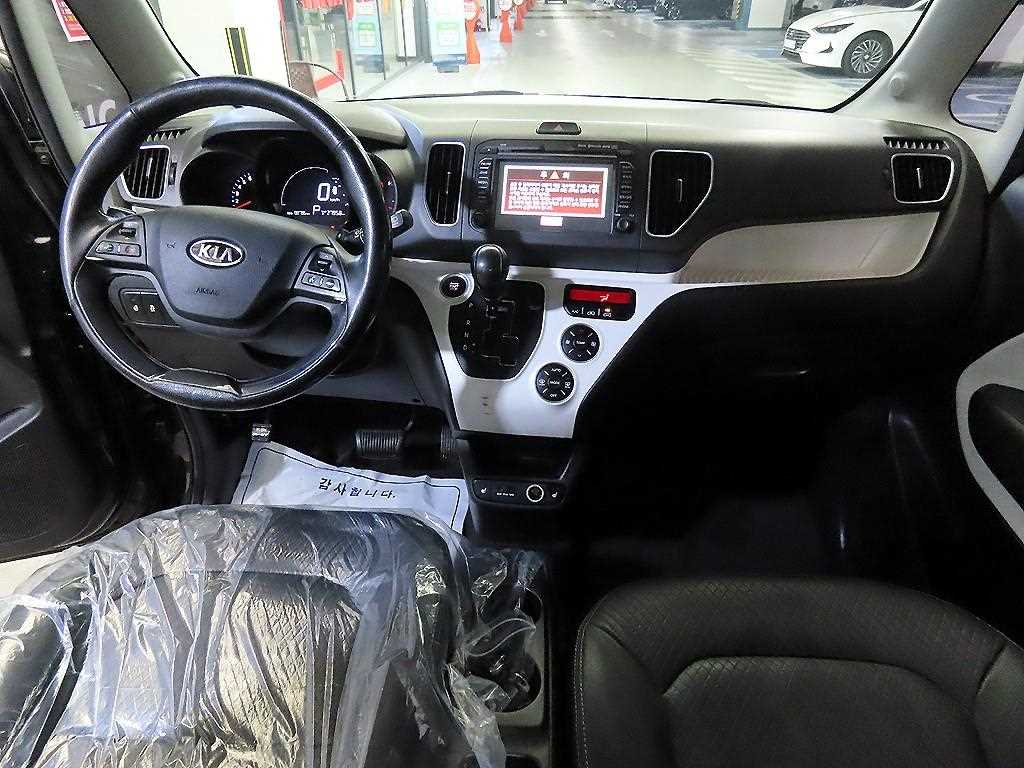 KIA Ray - Vista 10