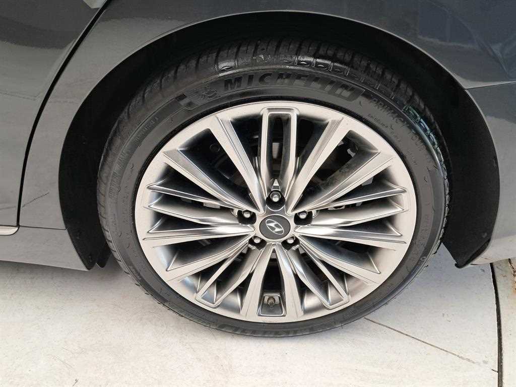 HYUNDAI Grandeur 2017 Gris - Importación desde Corea - HF Imports Iquique - Foto 20